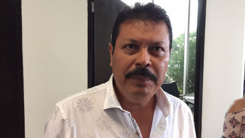 Roban delincuentes 5 equipos de aire acondicionado en primaria