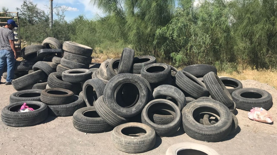 Retira Gobierno Municipal 130 llantas de la vía pública