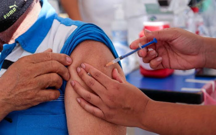 Advierten fraude sobre supuesta dosis de refuerzo contra Covid-19