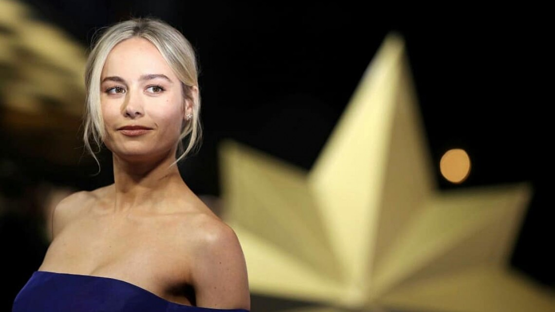 Brie Larson enamora en el estreno londinense de Captain Marvel