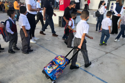 Cerca de 138 mil alumnos regresan a clases presenciales