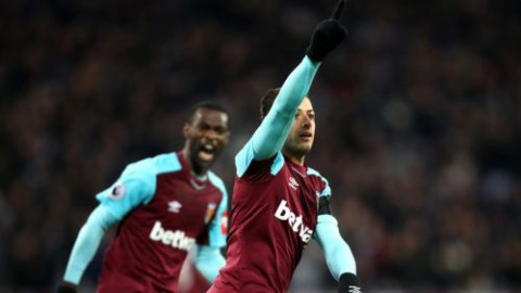Chicharito en buen momento con el West Ham
