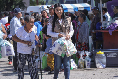 Lleva María de Villarreal apoyos y servicios a las familias de Ocampo