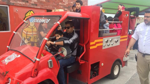 Visitan pequeños "Ciudad de las Familias Felíces"