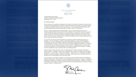 Pence informa a Pelosi que no invocará la Enmienda 25 para destituir a Trump