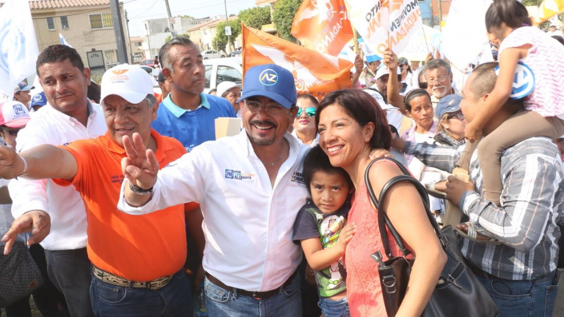 Vecinos de Miramápolis reciben a Andrés Zorrilla y confirman su apoyo