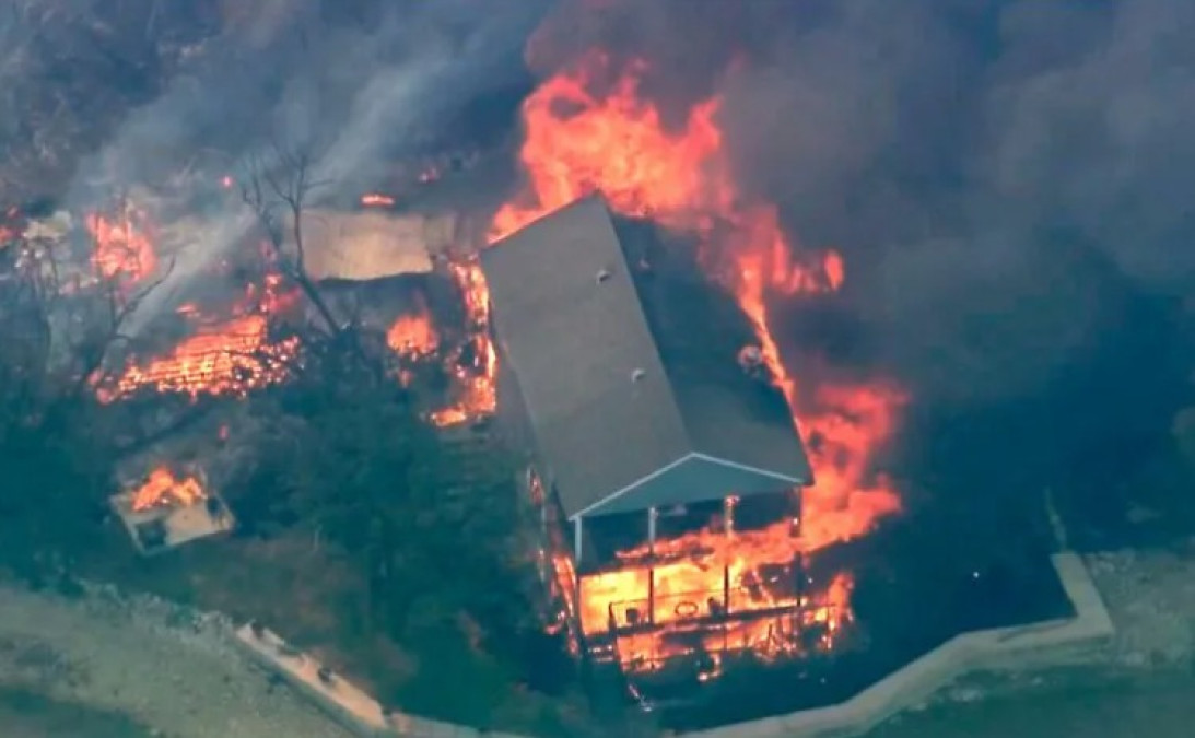 Se registra incendio forestal cerca del lago Possum Kingdom en Texas
