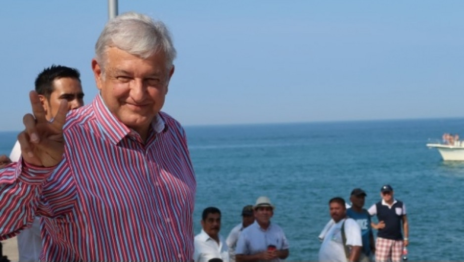 Llama AMLO a organizarse contra aumento de precios