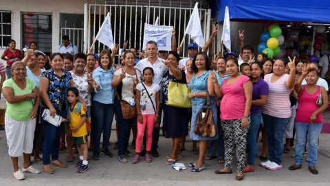 Mayor seguridad en las escuelas, propone Chucho Nader