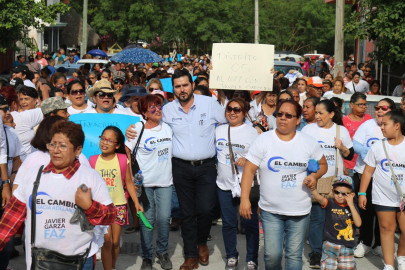 Entusiasma Javier Garza Faz a habitantes de Jarachina Sur