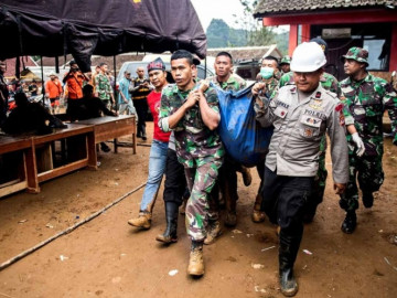 Sacude sismo de 6.6 a Indonesia