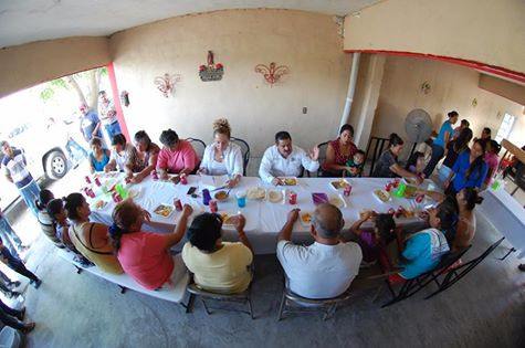 Llevan a cabo programa “Saludando a tu vecino”