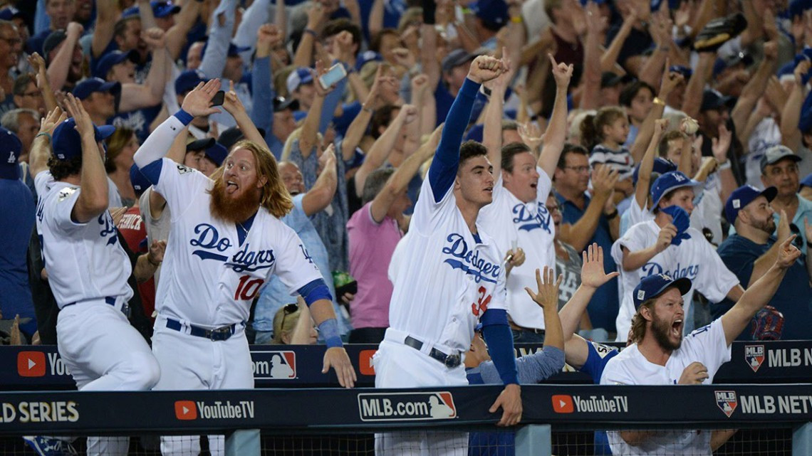 Astros vencen a Dodgers y empatan la Serie Mundial 