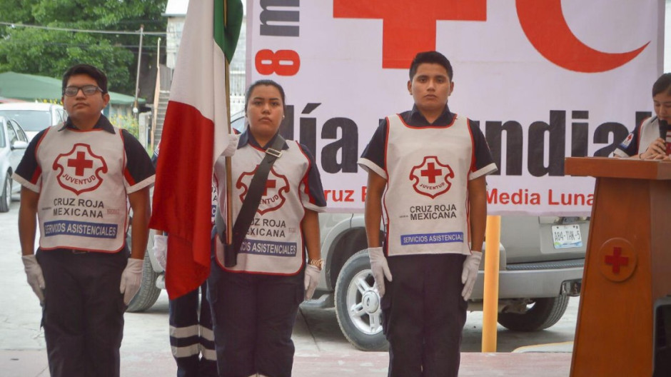 Celebran día mundial de la Cruz Roja