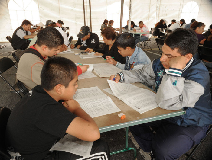 Repatriados continúan sus estudios de primaria o secundaria