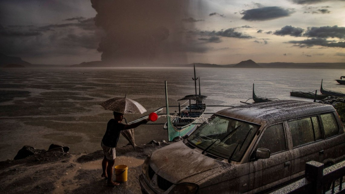 Miles de personas son evacuadas en Filipinas por alerta volcánica