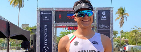 Andoni Valencia campeón mundial de ironman