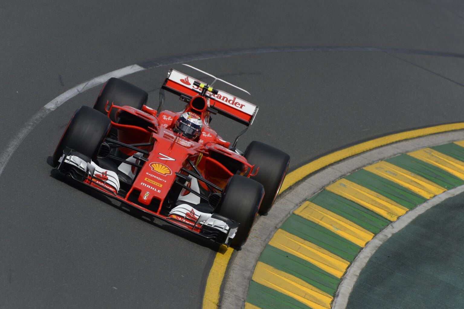 Sebastian Vettel se lleva la pole en el GP de México
