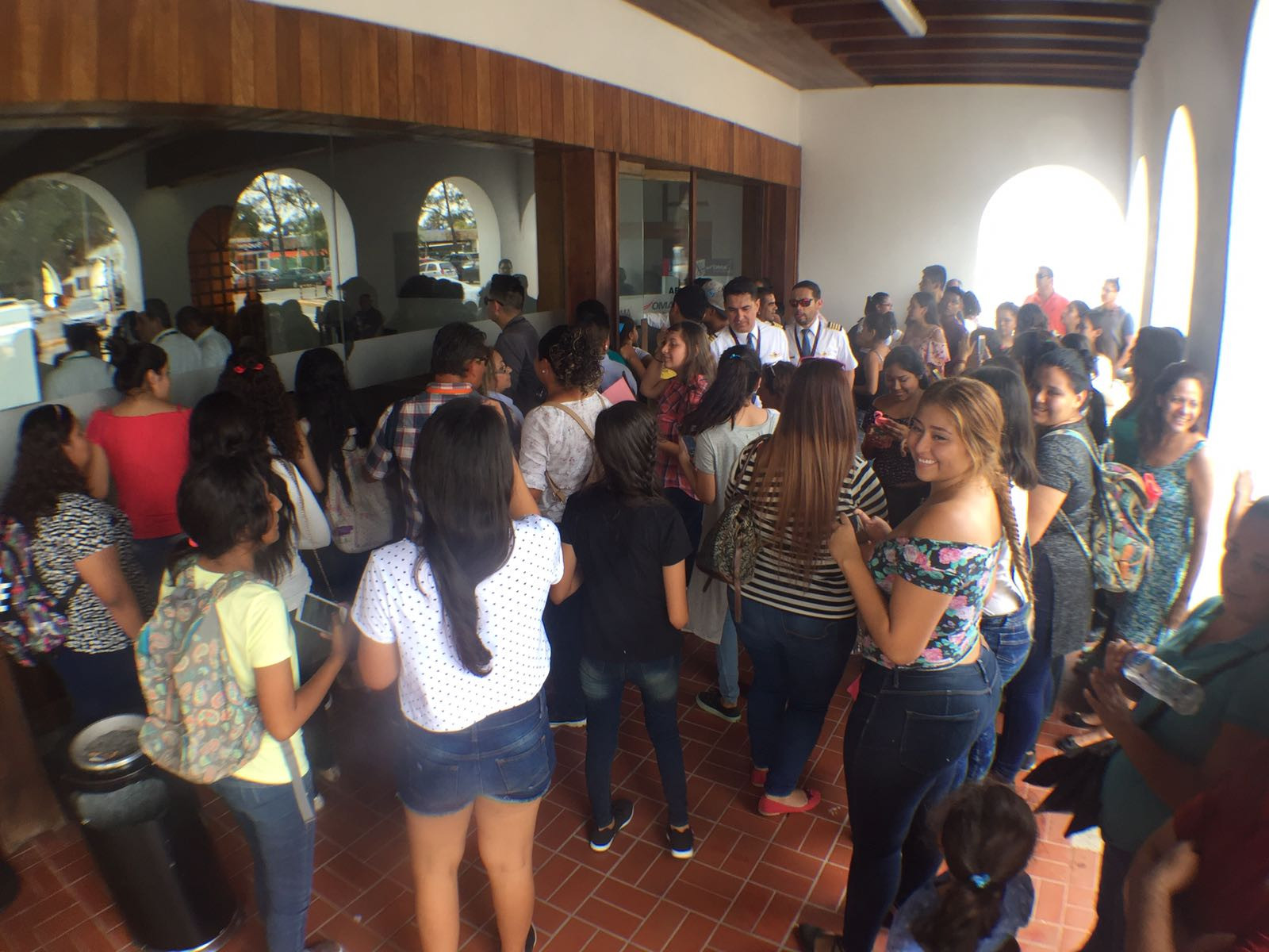 Maluma ignora a sus fans