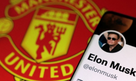 Elon Musk 'bromea' con comprar al Manchester United