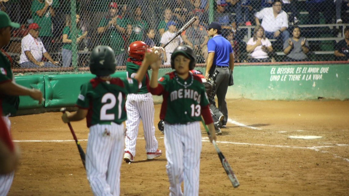 México vence a Rep. Dominicana sin recibir carreras