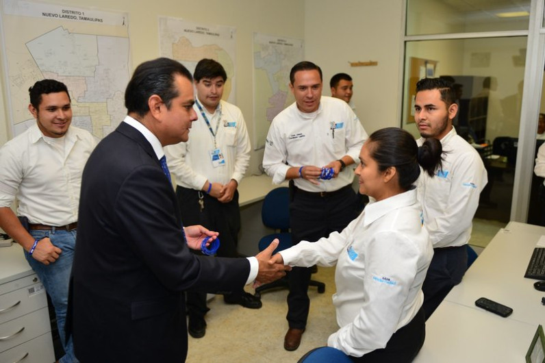Motivan a servidores públicos a seguir trabajando para Nuevo Laredo