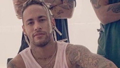 El nuevo peinado de Neymar causa revuelo 