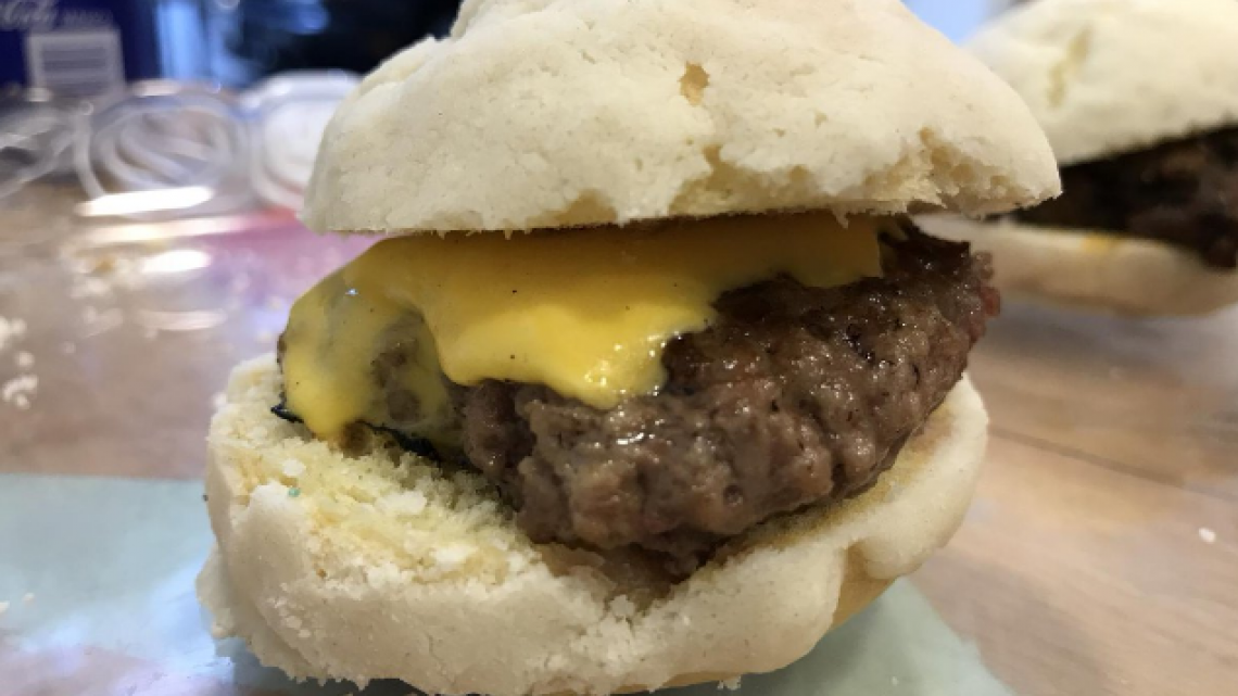 "Asu’Mecha", llega la ¡concha con chilaquiles!