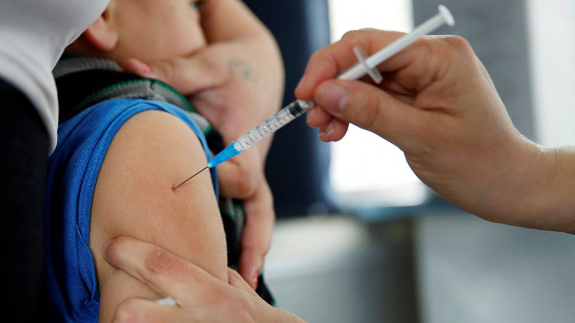 Vacunara cruz roja a migrantes contra la influenza