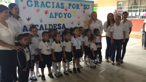 Inauguran obras de beneficio común en el sector Miramar