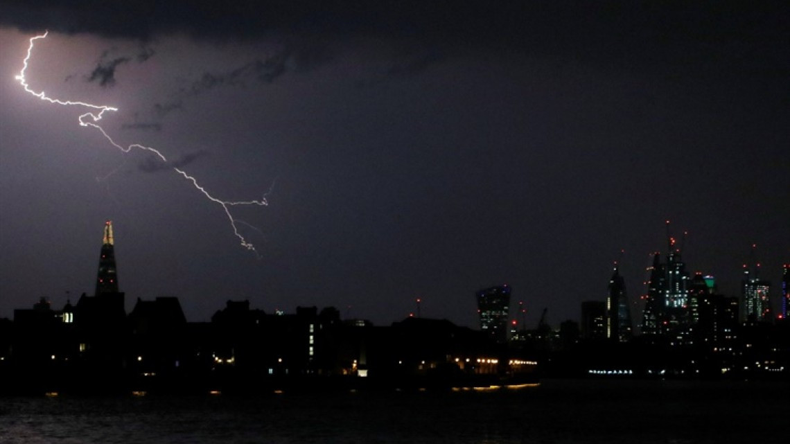 Así se vivió la tormenta de relámpagos en Reino Unido