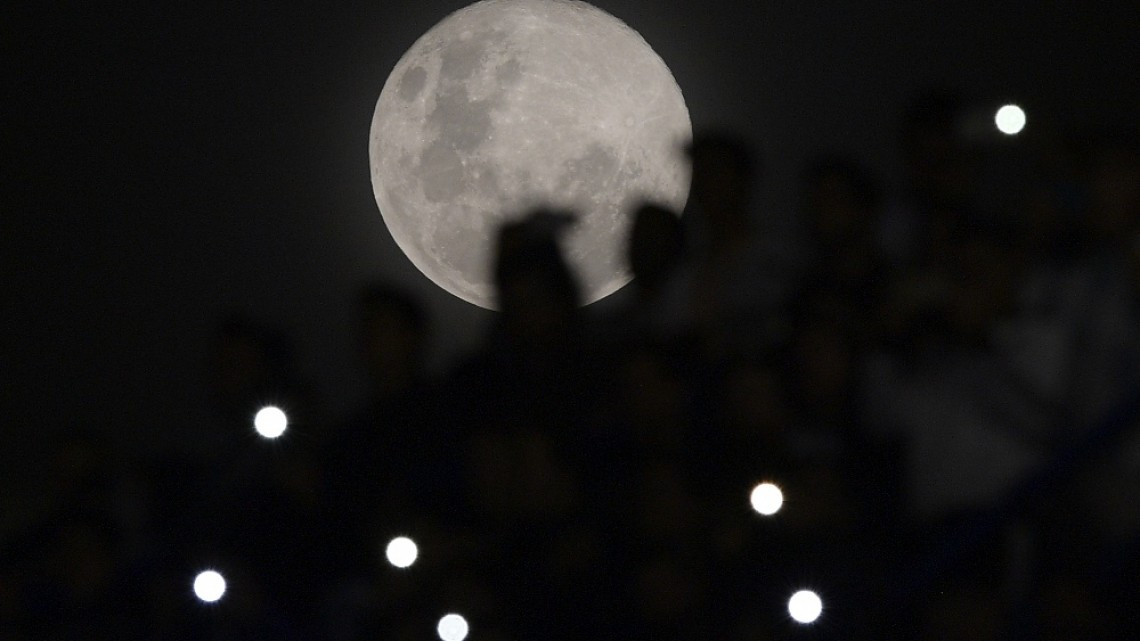La impresionante luna llena que iluminó al mundo