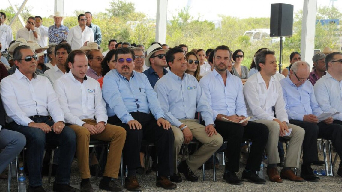 Inaugura CDV dos parques eólicos en Güémez