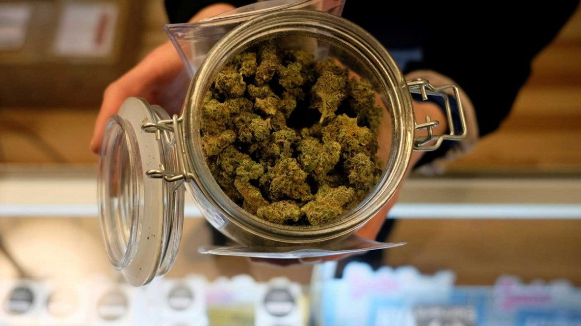 Illinois comienza el año con legalización de marihuana recreativa