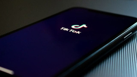 TikTok asegura que no planea “ir a ningún sitio”