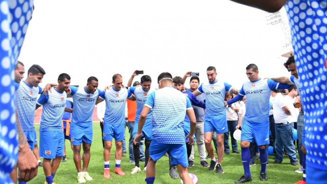 Correcaminos y niños con discapacidad juntos por la sensibilización