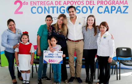 DIF entrega 850 becas “Contigo soy capaz”