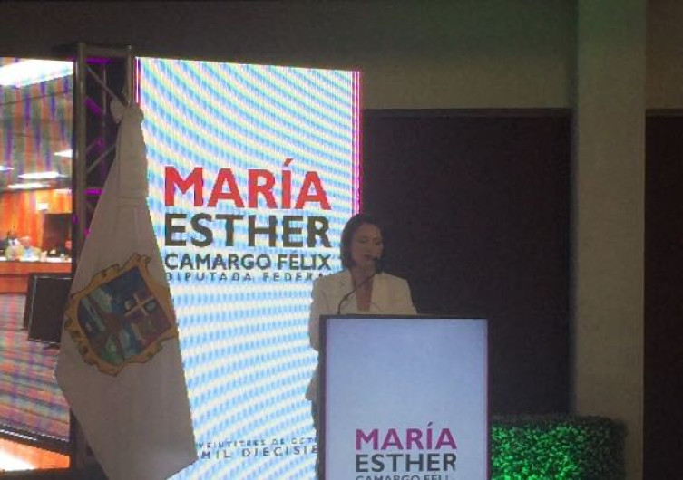 Destaca María Esther Camargo gestiones en educación e infraestructura