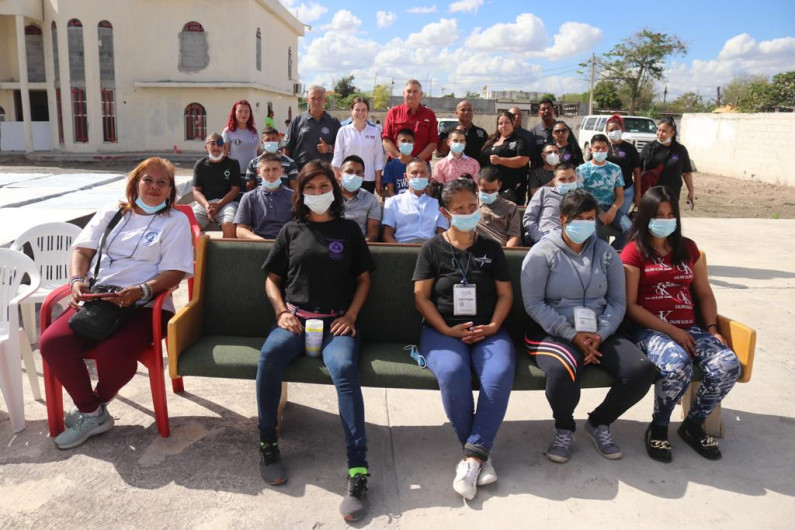 Entrega DIF Reynosa apoyos a CRAADYR