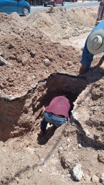 Trabaja COMAPA en reparación de fugas de agua en el sector Poniente