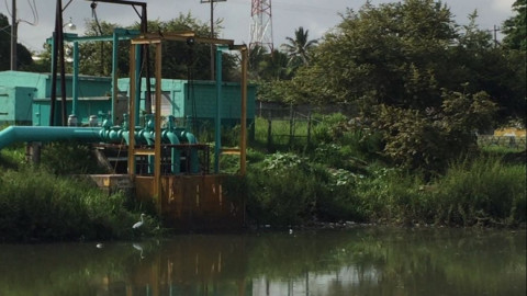 Piden desasolve de vaso captador de aguas negras