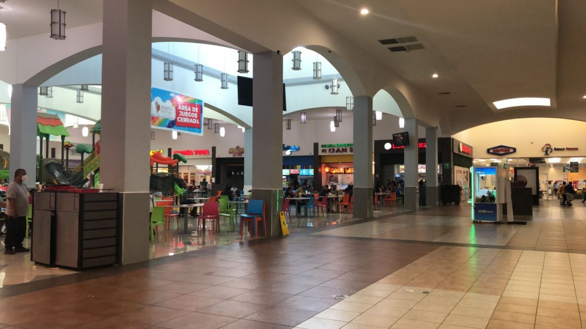 Poca afluencia de personas se registró en el primer día del Buen Fin en Nuevo Laredo 