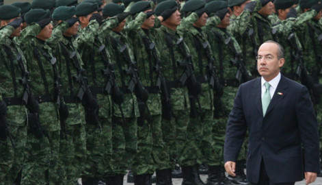 Calderón defiende su estrategia de seguridad y descarta la amnistía de AMLO 