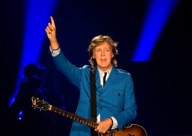 Paul McCartney demanda a Sony por derechos de autor