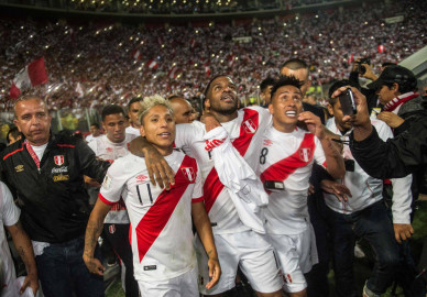 Perú celebra a lo grande tras clasificar al Mundial