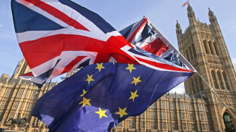 UE y Reino Unido firman el Brexit