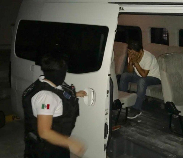 Sorprenden a pastor pentecostés violando a su hijastra 