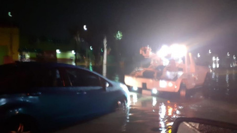 Atiende tránsito local a automovilistas durante la madrugada por las lluvias del frente frío 10