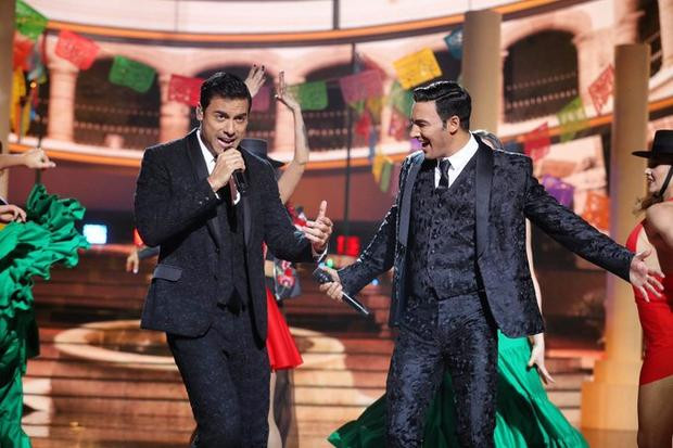 Carlos Rivera presenta a su doble