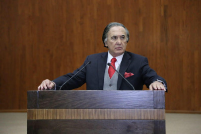 Proponen que titulares de Dependencias vigilen el cumplimiento en la prestación de bienes o servicios